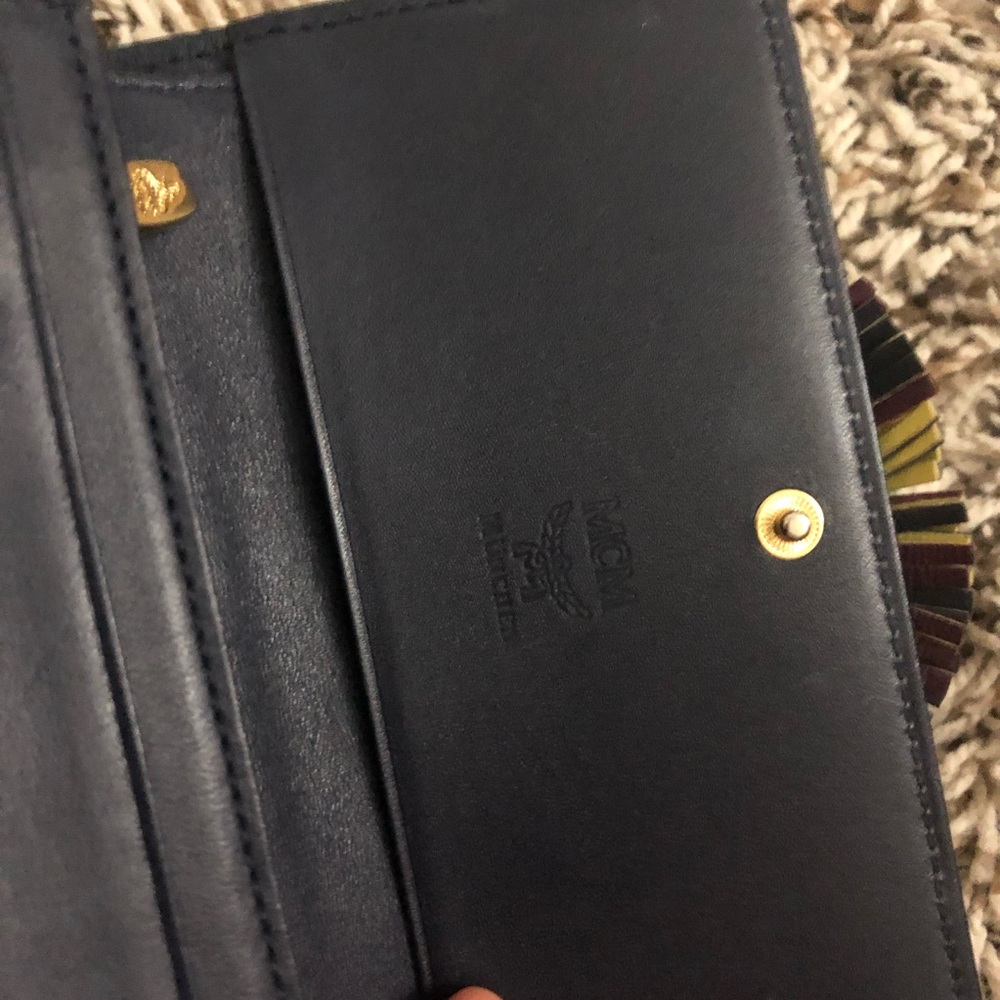 ‼️SOLD‼️MCM Three fold line tassel wallet - Picture 7 of 8